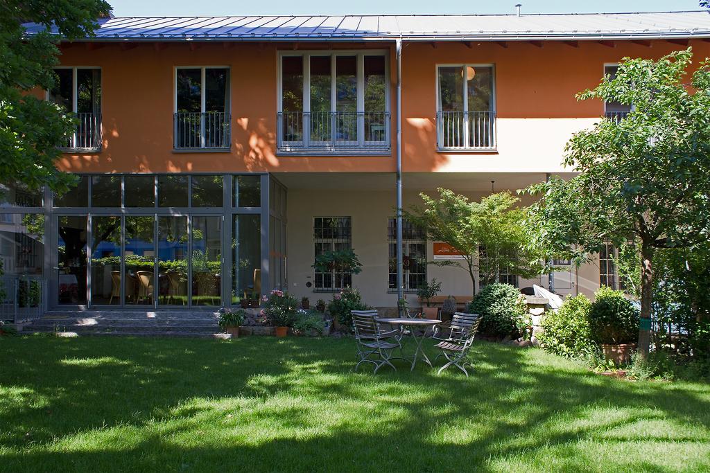 Hotel Alte Remise à Dresde Extérieur photo